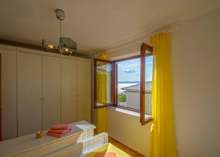 Cozy Nur 400 Meter Zum Mit Beeindruckendem Meerblick * Novi Vinodolski