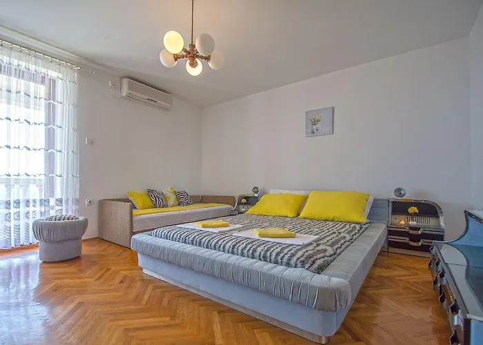 Apartment Cozy Nur 400 Meter Zum Mit Beeindruckendem Meerblick Novi Vinodolski